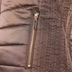 Bodywarmer Equestrian Stockholm Champagne Middenbruin -Stijlvolle Ruiter bodywarmer equestrian stockholm champagne middenbruin 1500x1500 182780