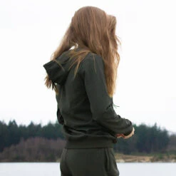 Hoodie Roan Cycle One Donkergroen -Stijlvolle Ruiter hoodie roan cycle one donkergroen 1500x1500 179131