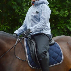 Regen Overbroek QHP Zwart -Stijlvolle Ruiter regen overbroek qhp zwart 1500x1500 153897