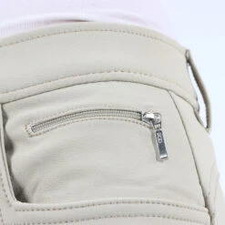 Rijbroek Covalliero Full Grip Lichtgrijs -Stijlvolle Ruiter rijbroek covalliero full grip lichtgrijs 1500x1500 146161