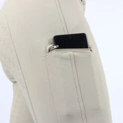 Rijbroek Covalliero Full Grip Lichtgrijs -Stijlvolle Ruiter rijbroek covalliero full grip lichtgrijs 1500x1500 146163