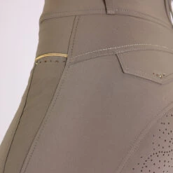 Rijbroek QHP Tara Full Grip Middengroen 10 Rijbroek QHP Tara Full Grip Middengroen -Stijlvolle Ruiter rijbroek qhp tara full grip middengroen 1500x1500 148926