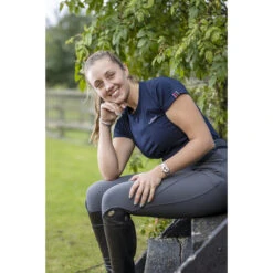 Shirt LeMieux Elite Donkerblauw -Stijlvolle Ruiter shirt lemieux elite donkerblauw 1500x1500 152842