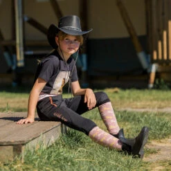 Shirt Red Horse Print Kids Zwart -Stijlvolle Ruiter shirt red horse print kids zwart 1500x1500 175298